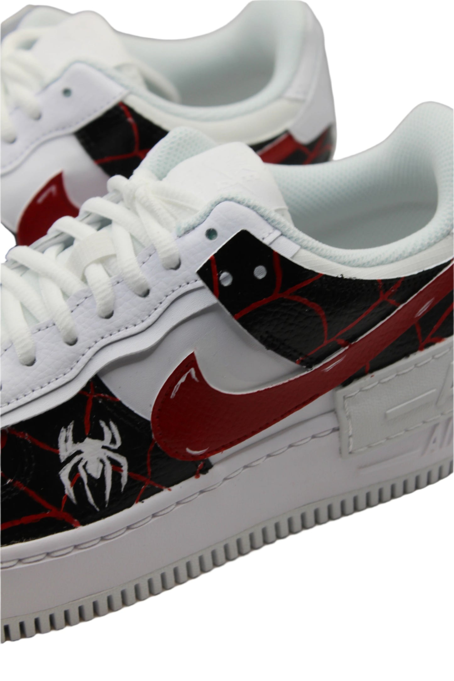 Spiderweb sneakers