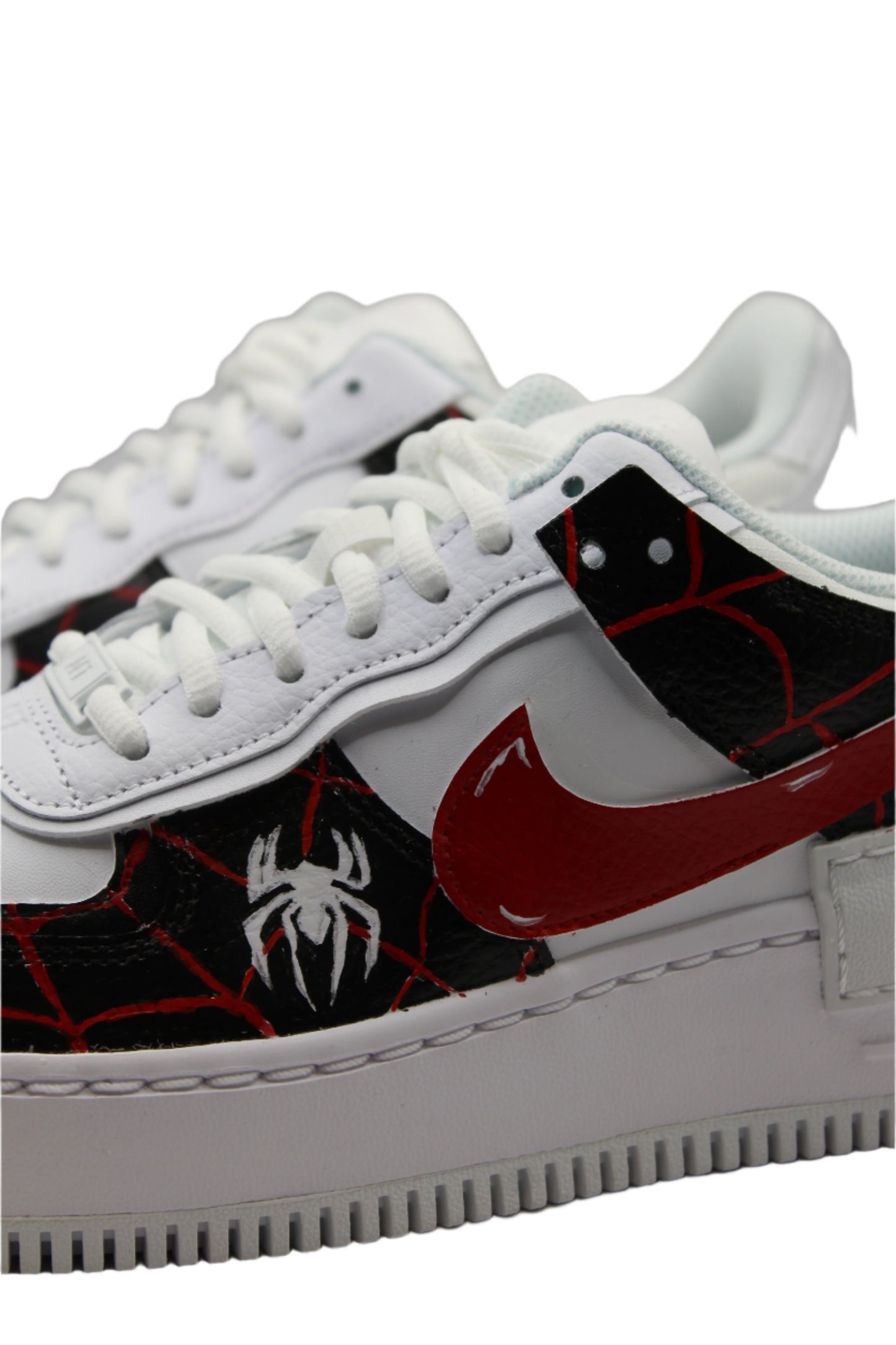 Spiderweb sneakers