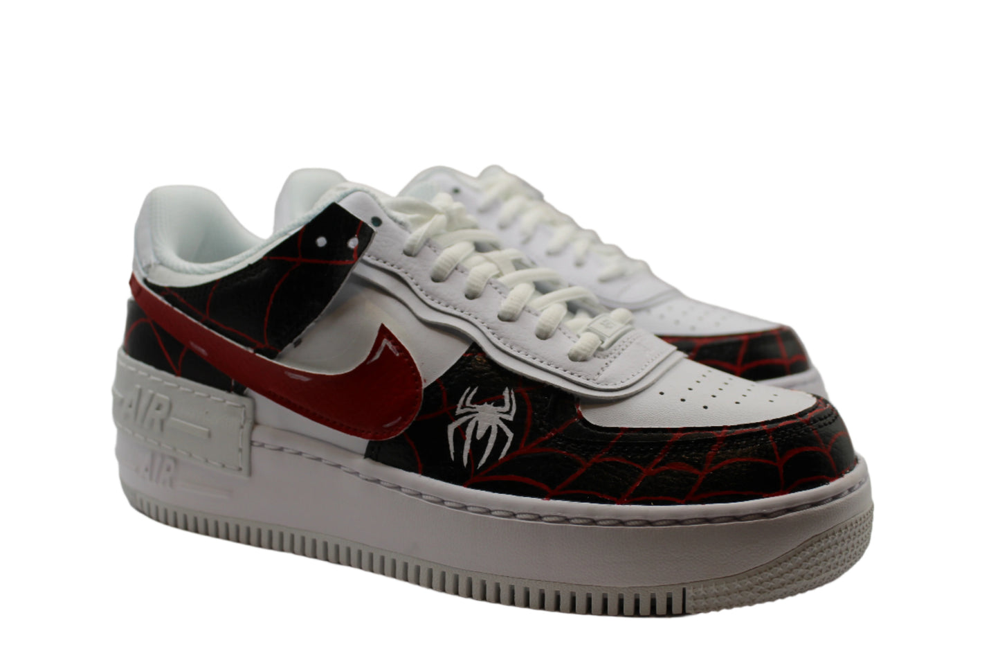 Spiderweb sneakers